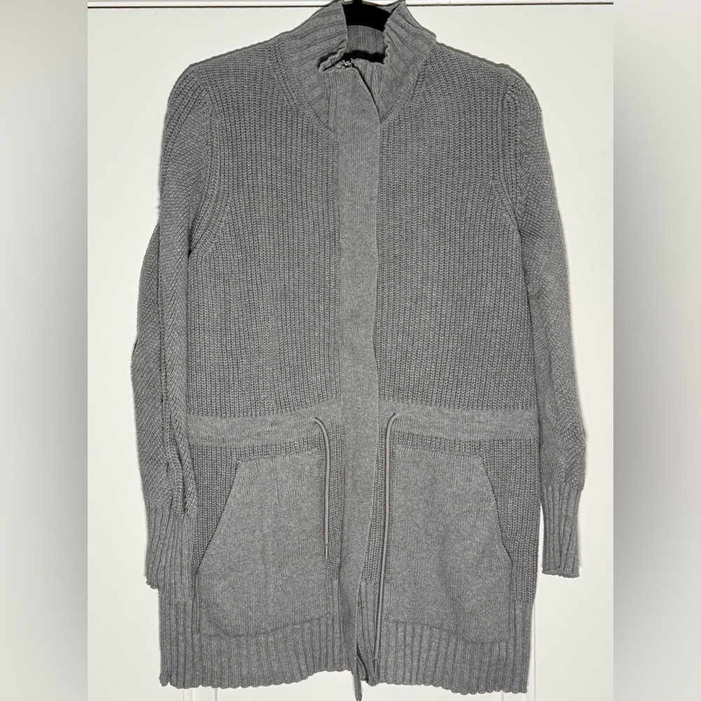 NEVER WORN! Lou & Grey Ribbed Gray Cardigan - Picture 4 of 5